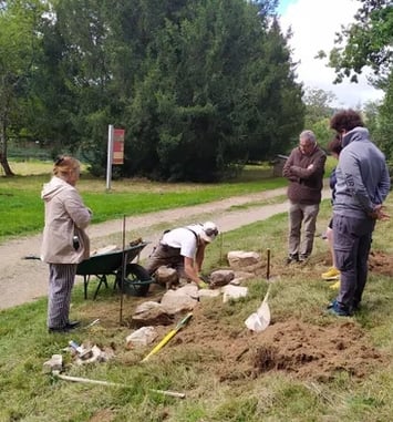 Démonstration de construction en pierre sèche