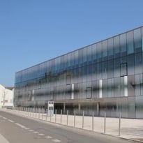 Derrière les murs des Archives